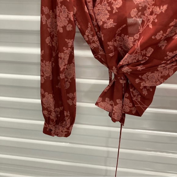 ANTONIO MELANI Burgundy Floral Wrap Blouse - Picture 11 of 11
